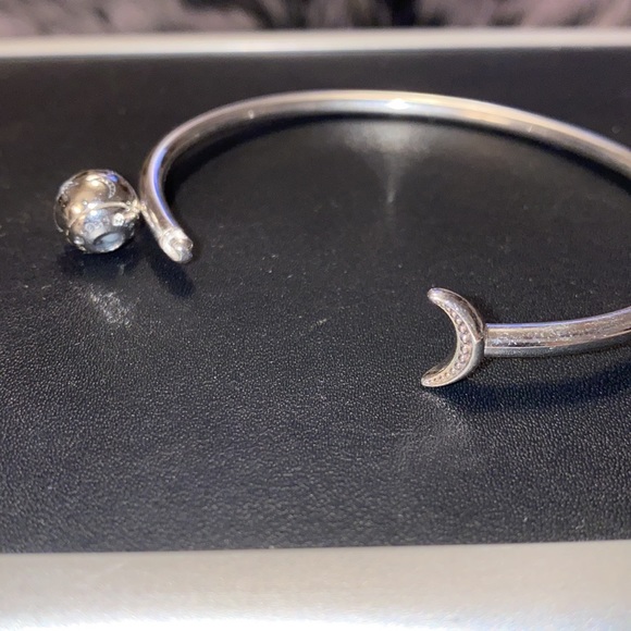 Pandora Moments Moon and Stars Open Bangle - Picture 4 of 5